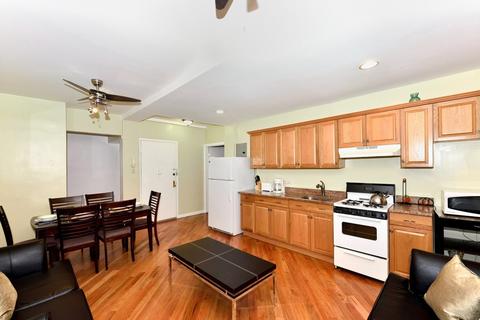 3801 Arbor La, Cincinnati, OH 45255 photo 2