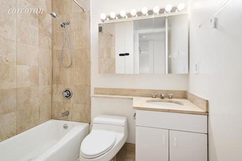 7280 Greenfield Dr, Cincinnati, OH 45224 photo 9