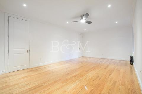6624 Roe St, Cincinnati, OH 45227 photo 5
