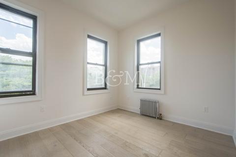 5260 Sidney Rd, Cincinnati, OH 45238 photo 5