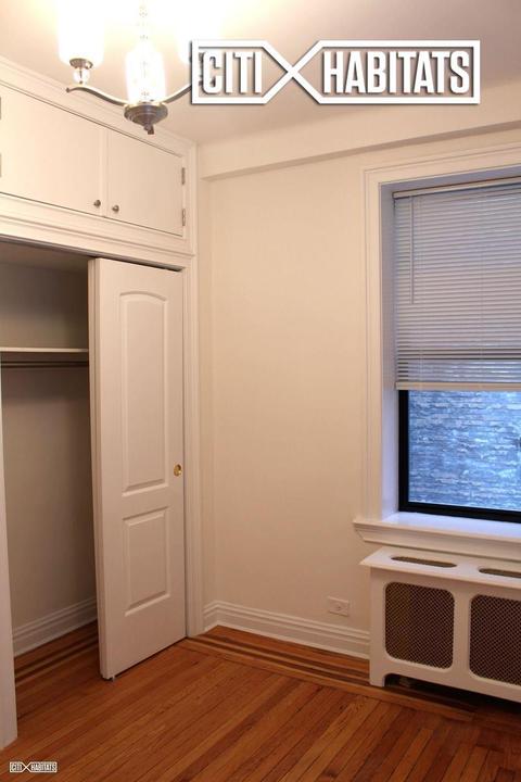 3407 Stathem Ave, Cincinnati, OH 45211 photo 4