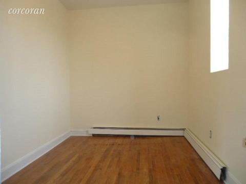 1012 Hatch St, Cincinnati, OH 45202 photo 8