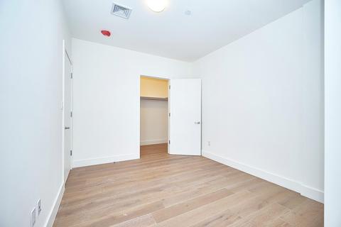 3900 Freeman Ave, Hamilton, OH 45015 photo 10