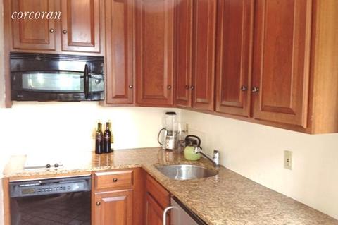 6105 Capri Dr, Cincinnati, OH 45224 photo 8