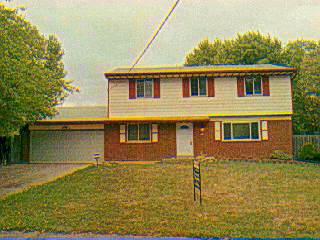 1208 Bellune Dr, Cincinnati, OH 45231 photo 1