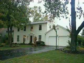 9025 Winthrop Dr, Montgomery, OH 45249 photo 1