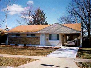 8816 Grenada Dr, Cincinnati, OH 45231 photo 1