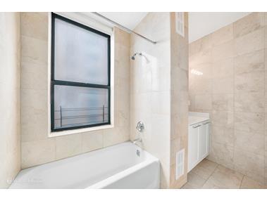 521 Flatt Ter, Cincinnati, OH 45232 photo 8