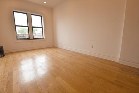 4950 Ralph Ave, Cincinnati, OH 45238 photo 2