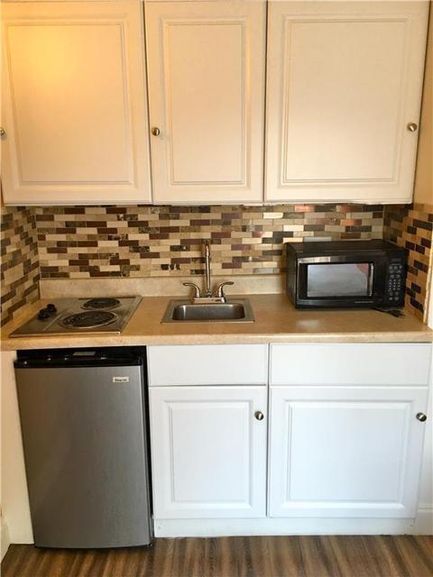 28 Locust Hill Rd, Cincinnati, OH 45245 photo 1
