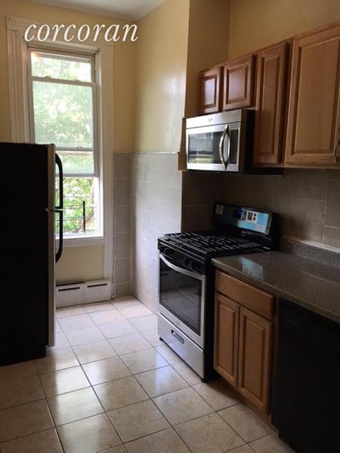 5725 Glow Ct, Cincinnati, OH 45238 photo 5
