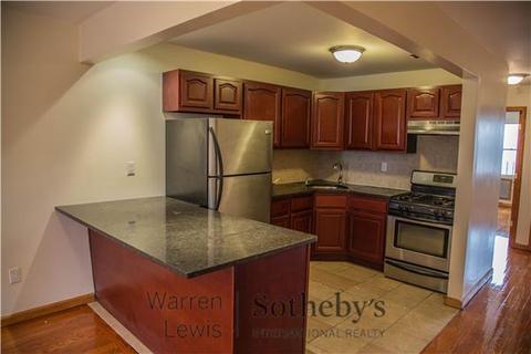 2643 Impala Dr, Cincinnati, OH 45231 photo 1