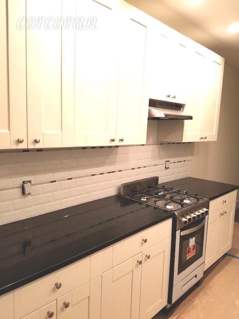 5045 Midfield Rd, Cincinnati, OH 45244 photo 2