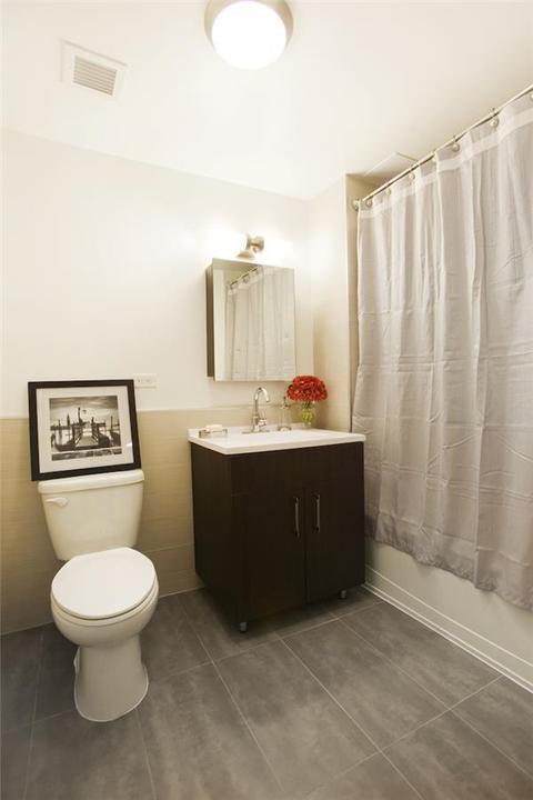2400 Losantiville A, Golf Manor, OH 45237 photo 6