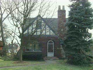 355 Warren Ave, Cincinnati, OH 45220 photo 2