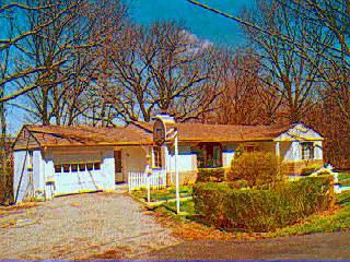 1502 Springdale Rd, Cincinnati, OH 45231 photo 2