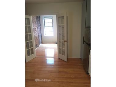 2750 Shaffer Ave, Cincinnati, OH 45211 photo 1
