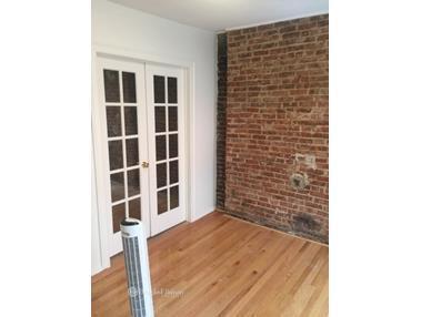 2750 Shaffer Ave, Cincinnati, OH 45211 photo 2