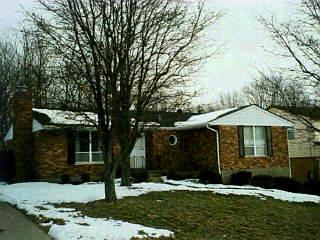 4048 Simca Ln, Cincinnati, OH 45211 photo 3
