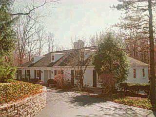 5445 Hobbit Rd, Cincinnati, OH 45243 photo 3