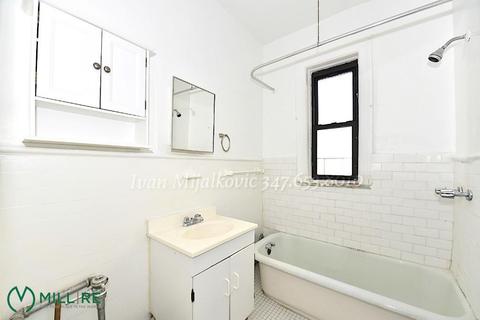 236 Mccormick Pl, Cincinnati, OH 45219 photo 8