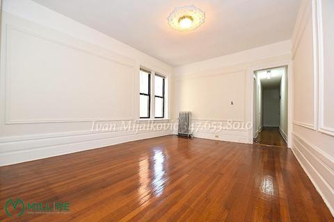 236 Mccormick Pl, Cincinnati, OH 45219 photo 4