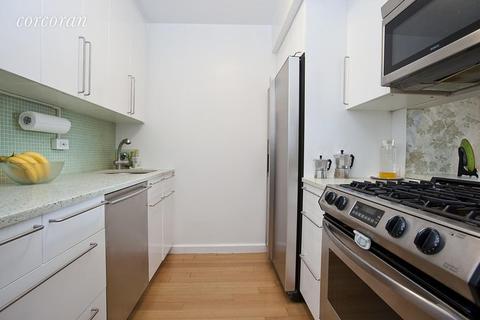 4653 Glenway Ave, Cincinnati, OH 45238 photo 4