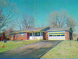 576 Lang Rd, Cincinnati, OH 45244 photo 2