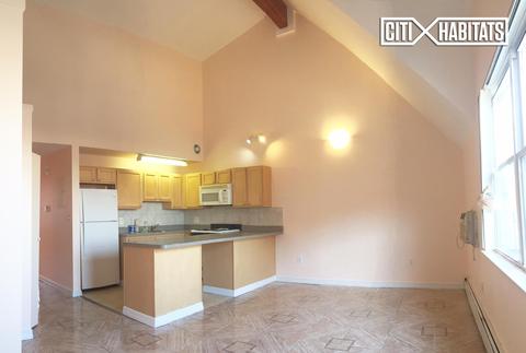577 Jonas Dr, Cincinnati, OH 45238 photo 1