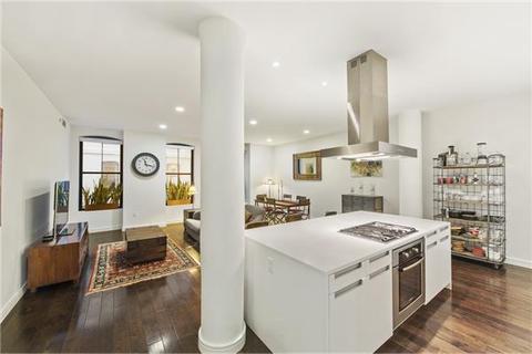 522 Maple Ave, Cincinnati, OH 45229 photo 1