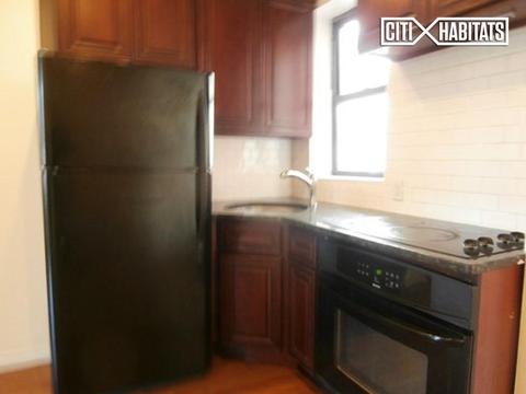 3054 Westbrook Dr, Cincinnati, OH 45238 photo 4
