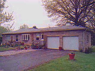10640 Hamilton Ave, Cincinnati, OH 45231 photo 1
