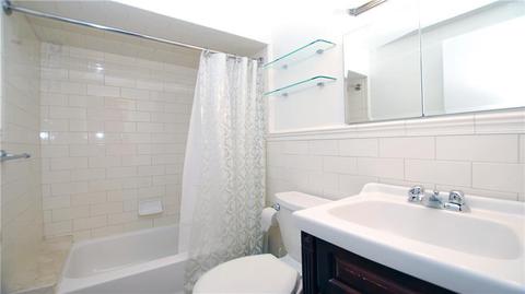 663 Regent Rd, Cincinnati, OH 45245 photo 7