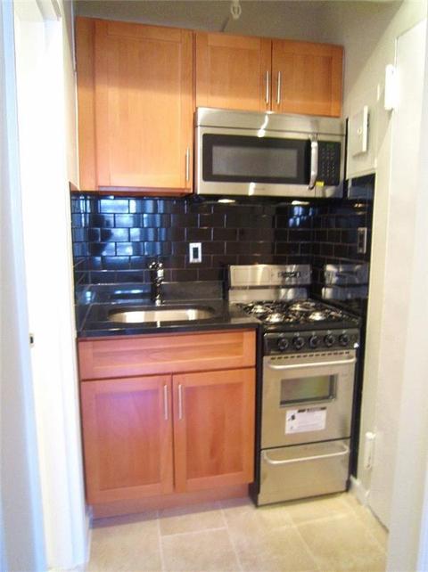 4 Arcadia Pl, Cincinnati, OH 45208 photo 4
