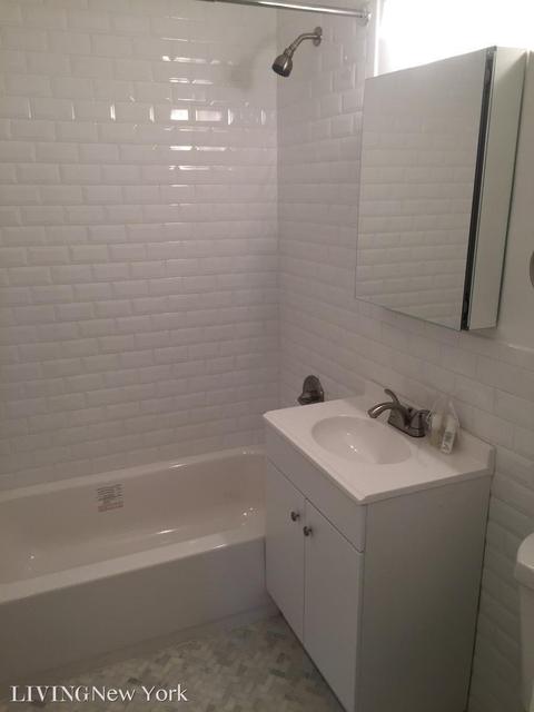 10826 Maplehill Dr, Cincinnati, OH 45240 photo 8