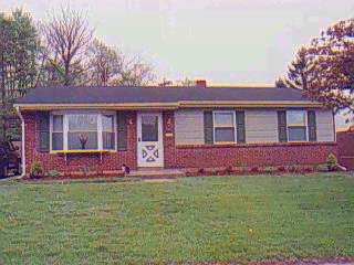 10826 Maplehill Dr, Cincinnati, OH 45240 photo 2
