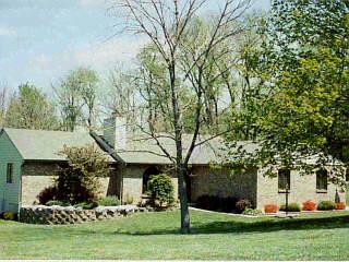 1874 Devils Backbone Rd, Cincinnati, OH 45233 photo 1