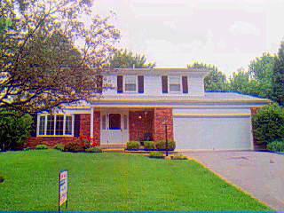 7950 Dunview Ct, Cincinnati, OH 45255 photo 1