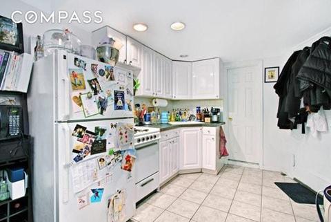 2732 Cyclorama Dr, Cincinnati, OH 45211 photo 6