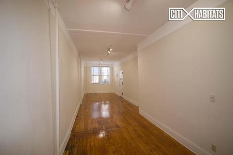 7533 Ross Ave, Cincinnati, OH 45237 photo 3