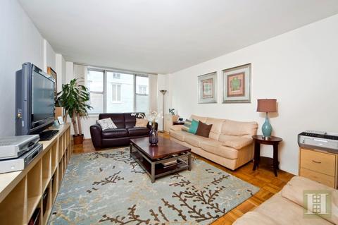 2083 Springdale Rd, Cincinnati, OH 45231 photo 3