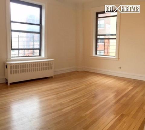 4736 Howard Ave, Cincinnati, OH 45223 photo 2