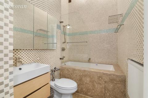 4013 Paddock Rd, Cincinnati, OH 45229 photo 9