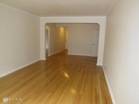 8042 Startinggate Ln, Cincinnati, OH 45249 photo 5