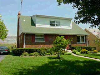 1520 Northridge Dr, Cincinnati, OH 45231 photo 1