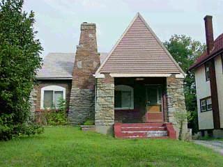 2172 Crane Ave, Cincinnati, OH 45207 photo 3