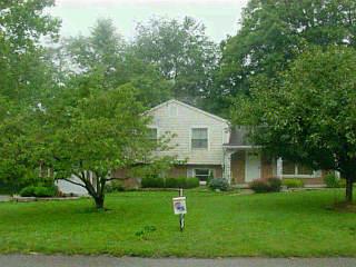 375 Woodside Dr, Batavia, OH 45103 photo 3