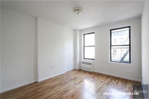 6261 Cary Ave, Cincinnati, OH 45224 photo 4