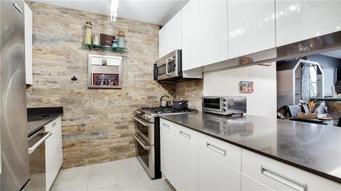 8980 Plainfield Rd, Cincinnati, OH 45236 photo 6
