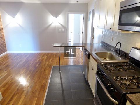 3141 Sunshine Ave, Cincinnati, OH 45211 photo 3
